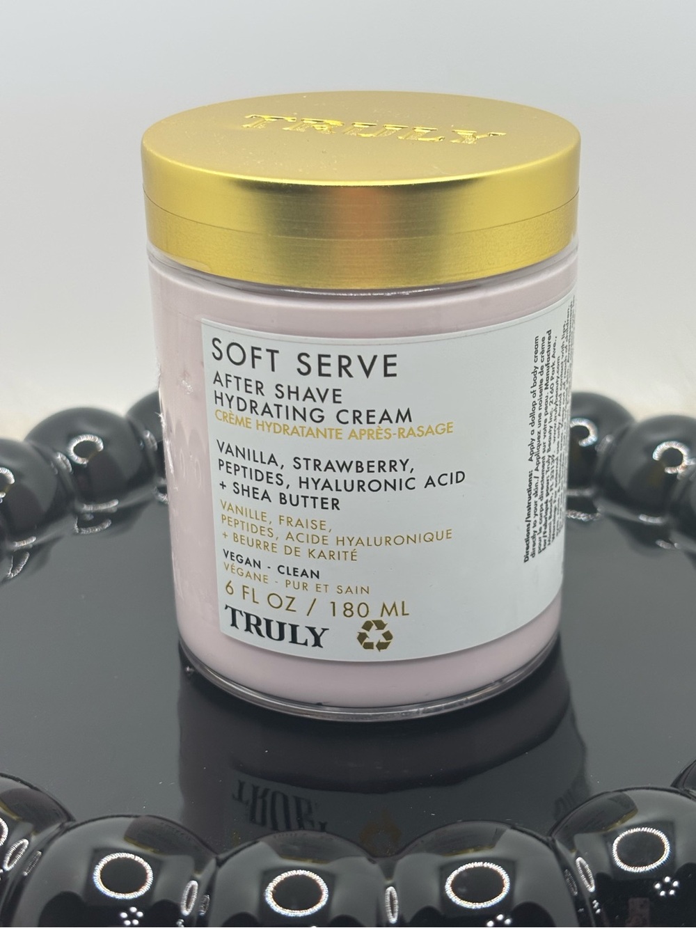 TRULY Soft Serve After Shave Hydrating Cream